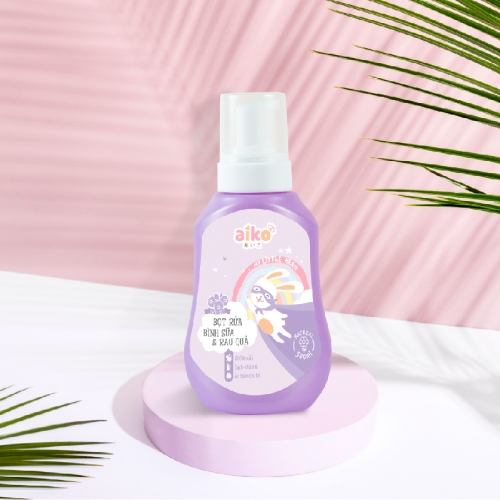 Bọt rửa b&igrave;nh sữa v&agrave; rau quả Aiko hương tr&aacute;i c&acirc;y 500ml